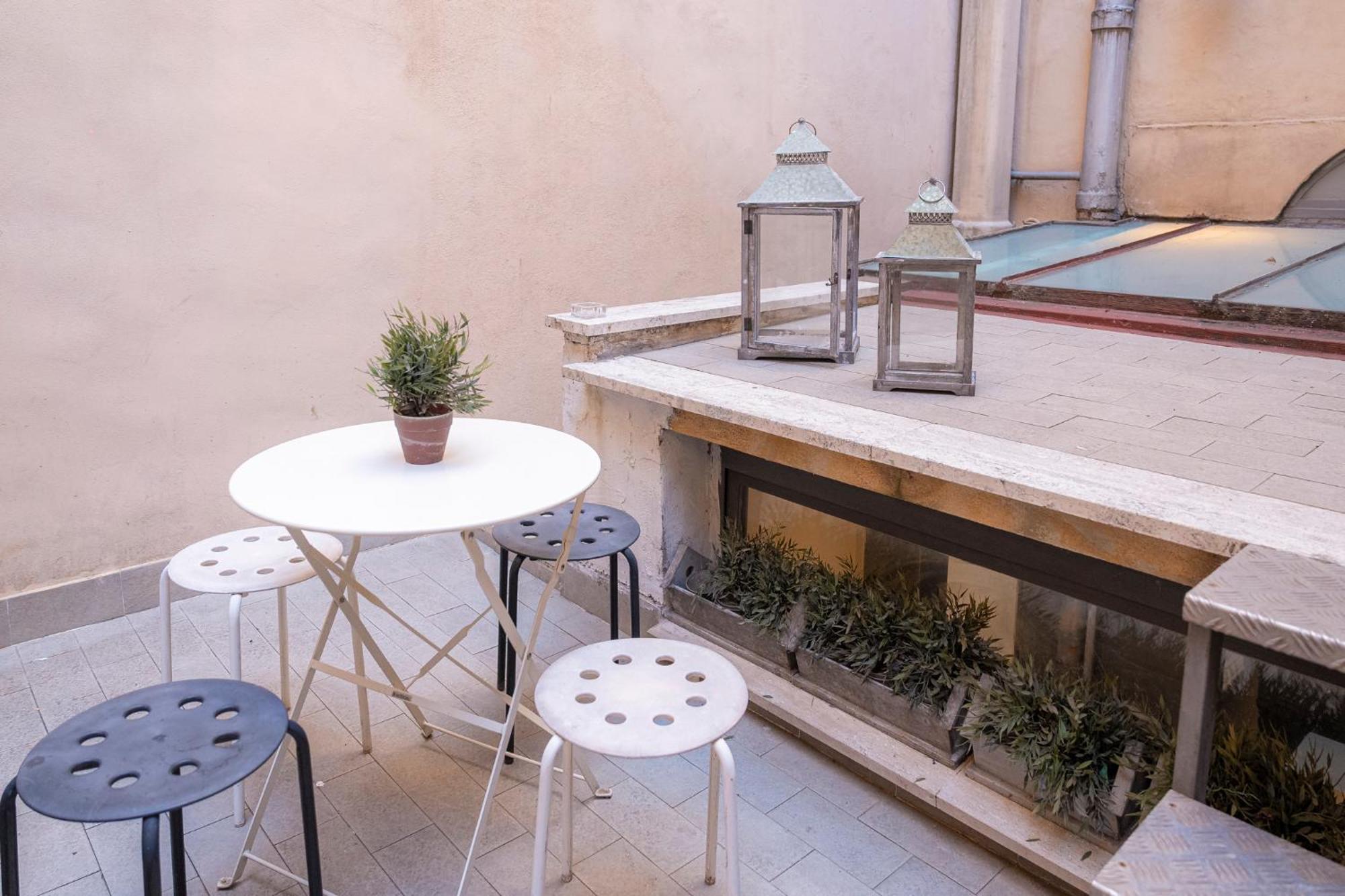 Homehouse Serpenti - Colosseum - Rione Monti Ρώμη Εξωτερικό φωτογραφία