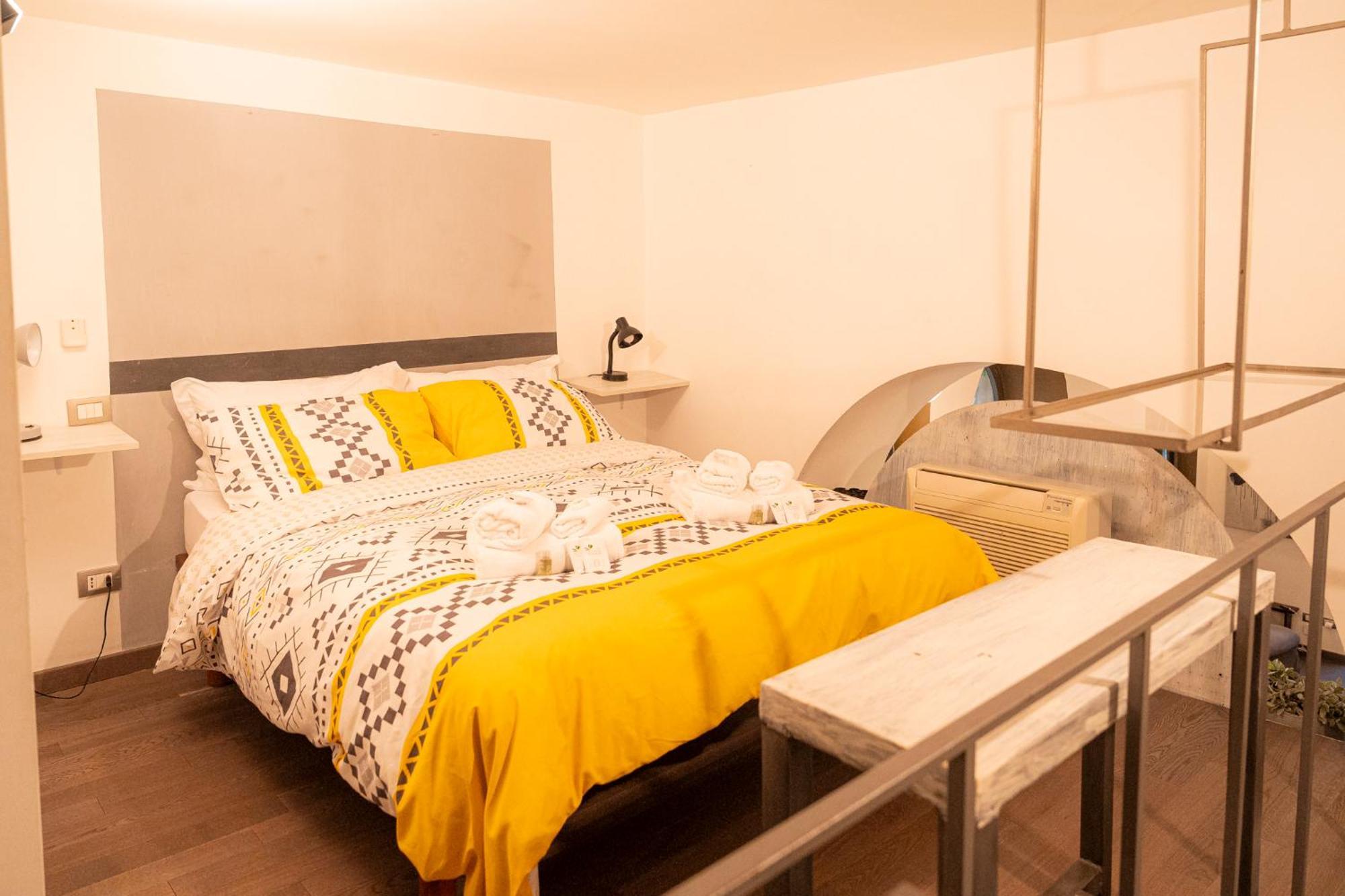 Homehouse Serpenti - Colosseum - Rione Monti Ρώμη Εξωτερικό φωτογραφία